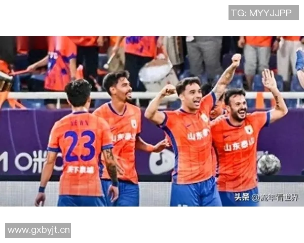 国安队员昨晚齐聚塞蒂恩住处送别情深意重温暖时刻 国安队员昨晚齐聚塞蒂恩住处送别情深意重温暖时刻