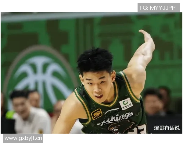 林葳展现高球商和控卫才能英语水平显著提升令人赞叹