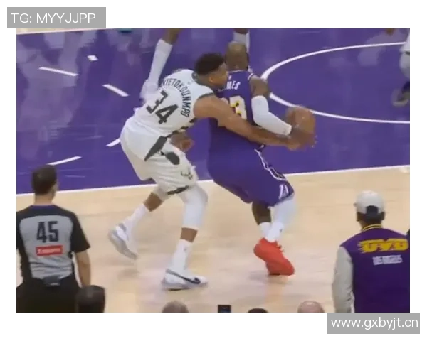 里弗斯透露字母哥第一节受伤情况赛后称其当时已感到不适