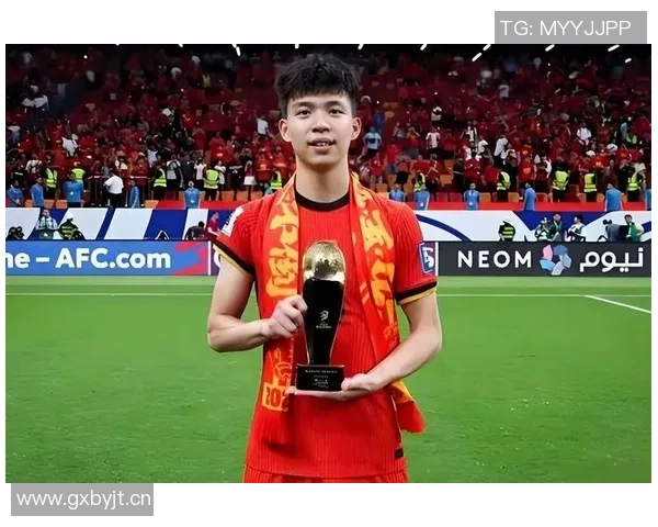 北青评论U22国足热身赛王钰栋进球彭啸伤愈复出展现球队新气象