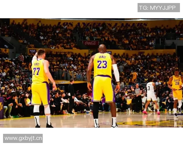 浓眉出战成疑湖人面临恩怨局NBA杯战前景堪忧连续缺席14场影响深远