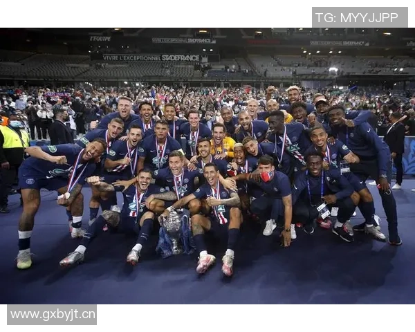 恩里克回忆巴萨欧冠首秀时的紧张心情与小将恩贾恩图的对比