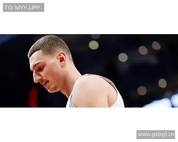 约维奇称赞鲍威尔得分能力出众认为他是顶尖得分手